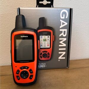 Garmin inReach Explorer+ in Orange and Black